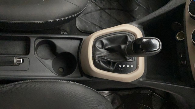 Second-hand 2016 Hyundai Grand i10 Asta Option AT for sale in Pune-13