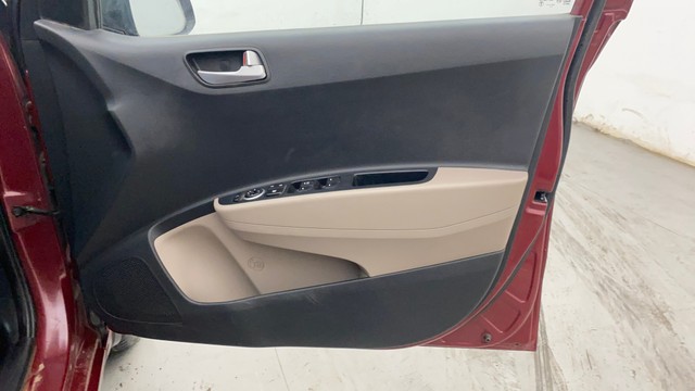 Second-hand 2016 Hyundai Grand i10 Asta Option AT for sale in Pune-17