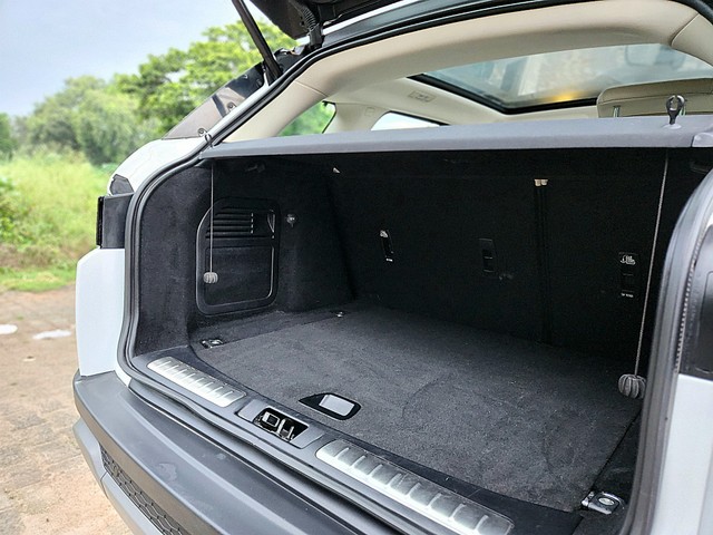 Second-hand 2019 Land Rover Range Rover Evoque 2.0 TD4 SE Dynamic for sale in New Delhi-7