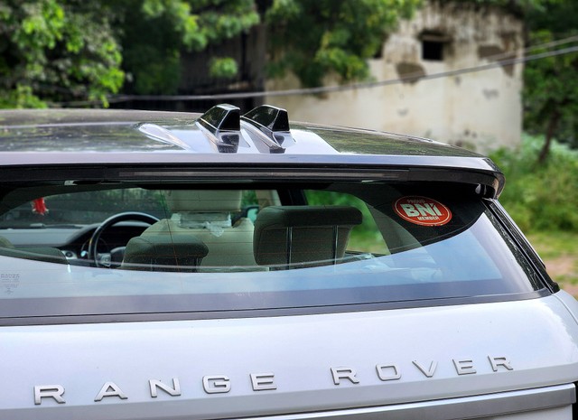 Second-hand 2019 Land Rover Range Rover Evoque 2.0 TD4 SE Dynamic for sale in New Delhi-6