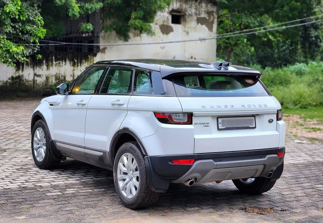 Second-hand 2019 Land Rover Range Rover Evoque 2.0 TD4 SE Dynamic for sale in New Delhi-32