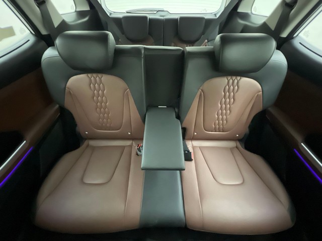 Second-hand 2023 Hyundai Alcazar Signature 6Str DCT for sale in Mumbai-30