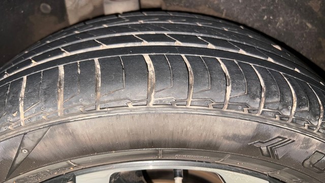 Second-hand 2023 Hyundai Alcazar Signature 6Str DCT for sale in Mumbai-32