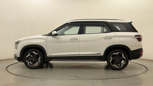 Second-hand 2023 Hyundai Alcazar Signature 6Str DCT for sale in Mumbai-6