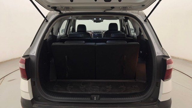 Second-hand 2023 Hyundai Alcazar Signature 6Str DCT for sale in Mumbai-9