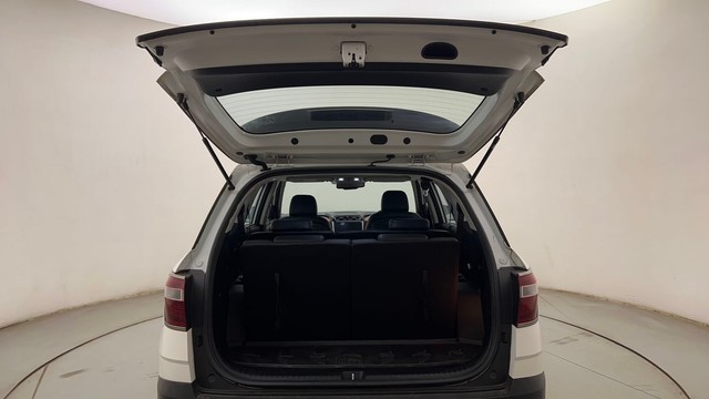 Second-hand 2023 Hyundai Alcazar Signature 6Str DCT for sale in Mumbai-26