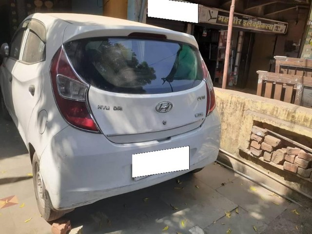 Second-hand 2013 Hyundai EON Era for sale in Gwalior-3