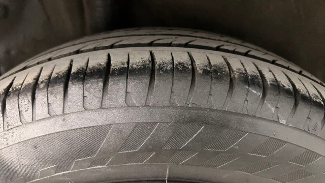 Second-hand 2015 Honda City SV MT for sale in Pune-24