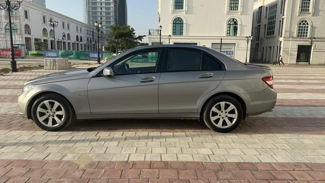 Second-hand 2011 Mercedes-Benz C-Class C 200 CGI Avantgarde for sale in Faridabad-4