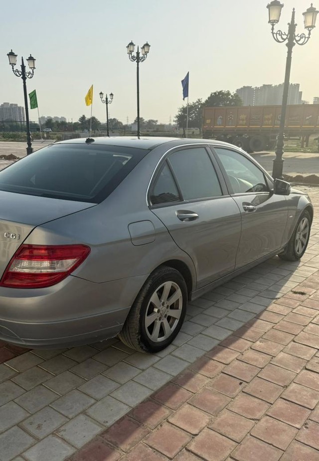 Second-hand 2011 Mercedes-Benz C-Class C 200 CGI Avantgarde for sale in Faridabad-2