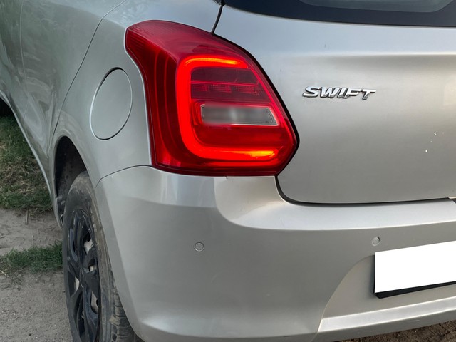 Second-hand 2021 Maruti Suzuki Swift LXI for sale in Ghaziabad-5