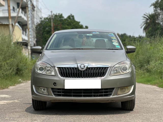Second-hand 2015 Skoda Rapid 1.6 MPI Active for sale in Ghaziabad-3