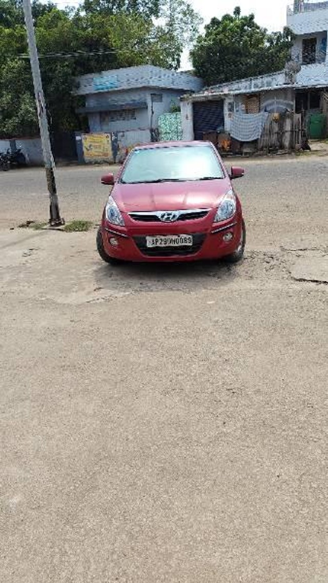 Second-hand 2010 Hyundai i20 1.4 Asta (AT) for sale in Kakinada