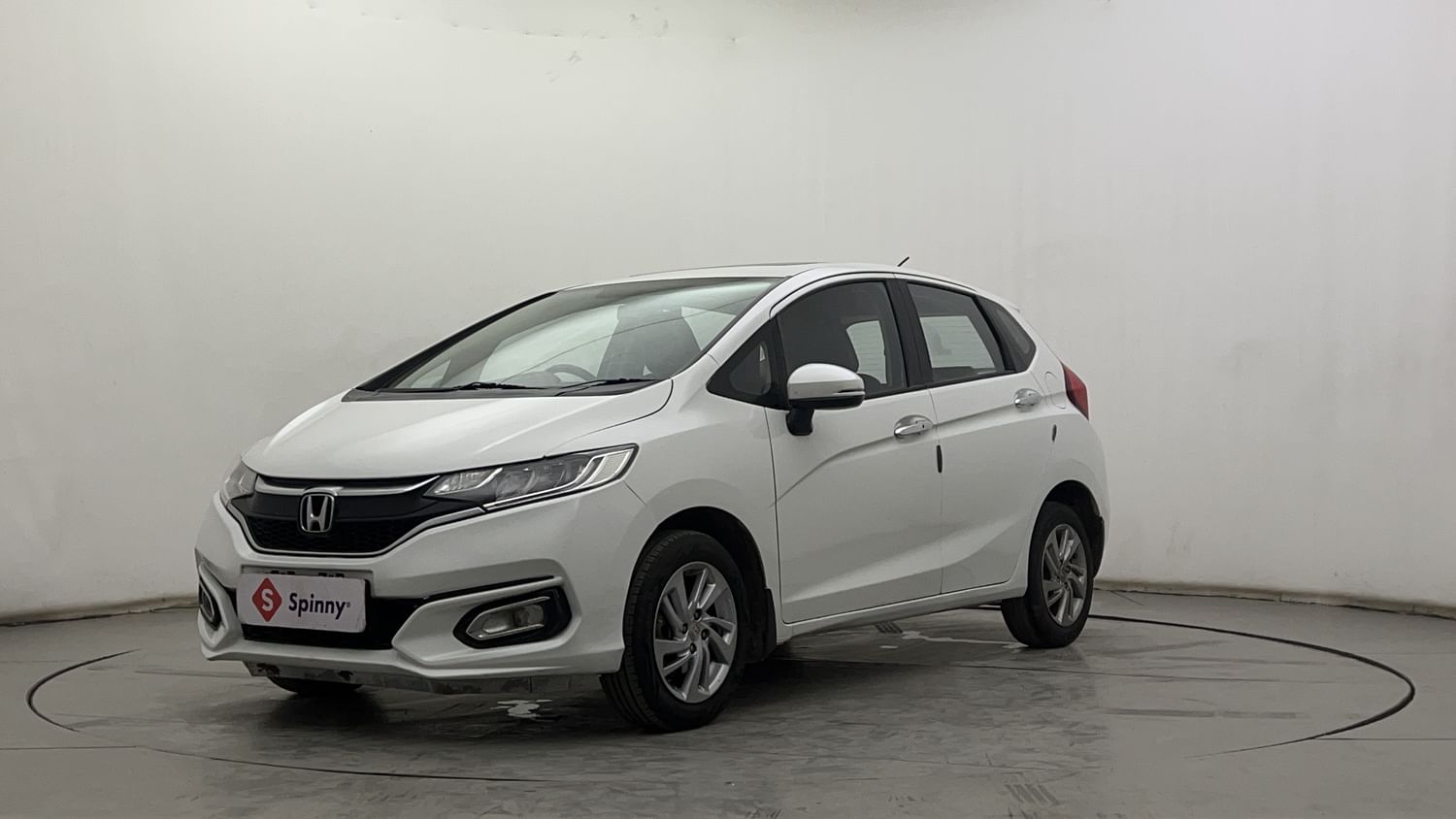 Buy Used Honda Jazz ZX of 2021 model @ 7,30,000 INR in Hyderabad