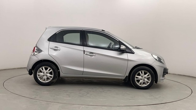 Second-hand 2016 Honda Brio VX for sale in Pune-2