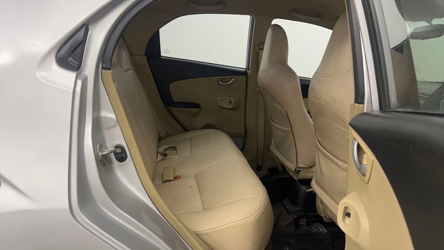 Second-hand 2016 Honda Brio VX for sale in Pune-30