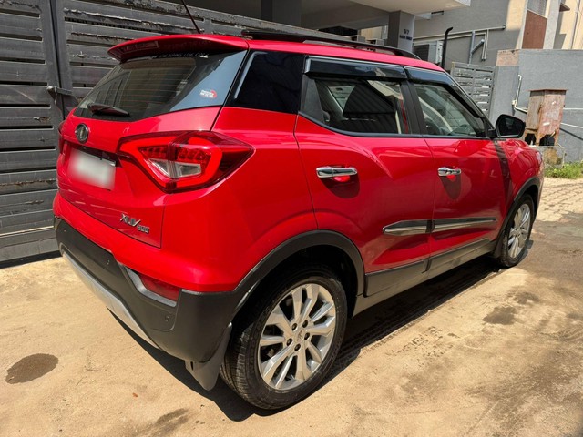 Second-hand 2020 Mahindra XUV300 W8 AMT Optional Diesel BSIV for sale in Chennai-1