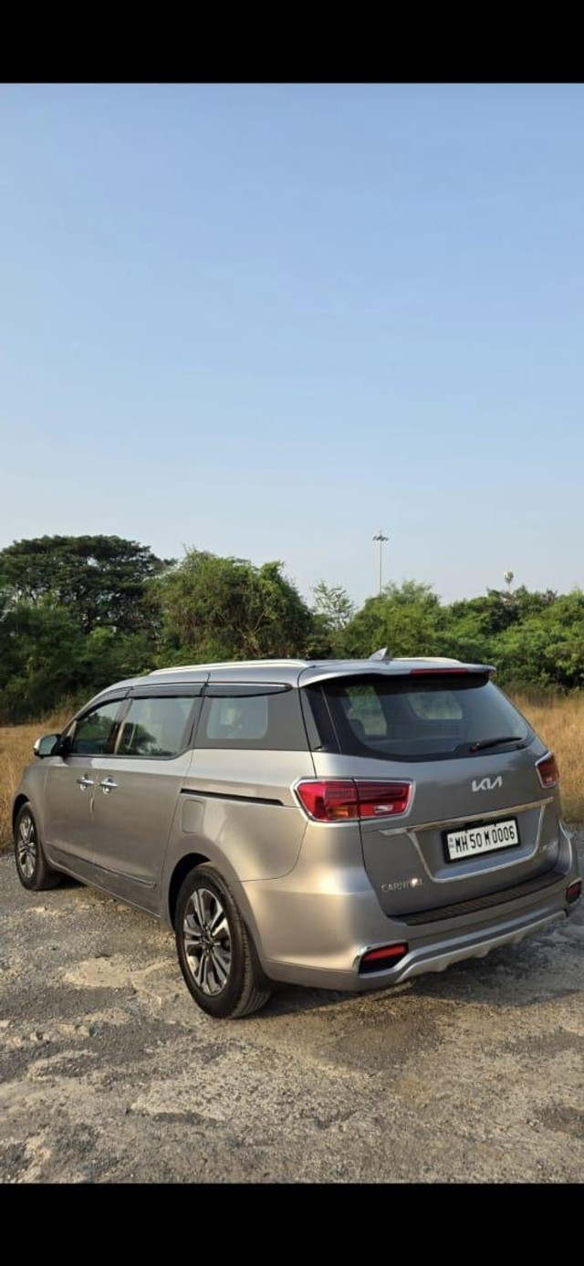Second-hand 2023 Kia Carnival Limousine Plus for sale in Mumbai-7