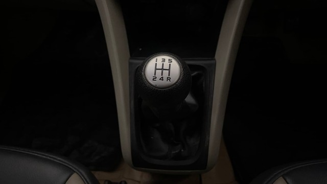 Second-hand 2016 Maruti Celerio ZXI for sale in Bangalore-12