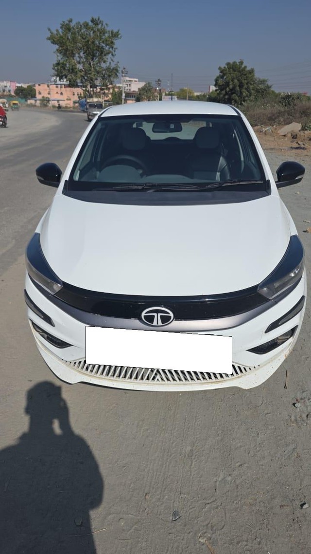 Second-hand 2025 Tata Tiago EV XE MR for sale in Beawar-3