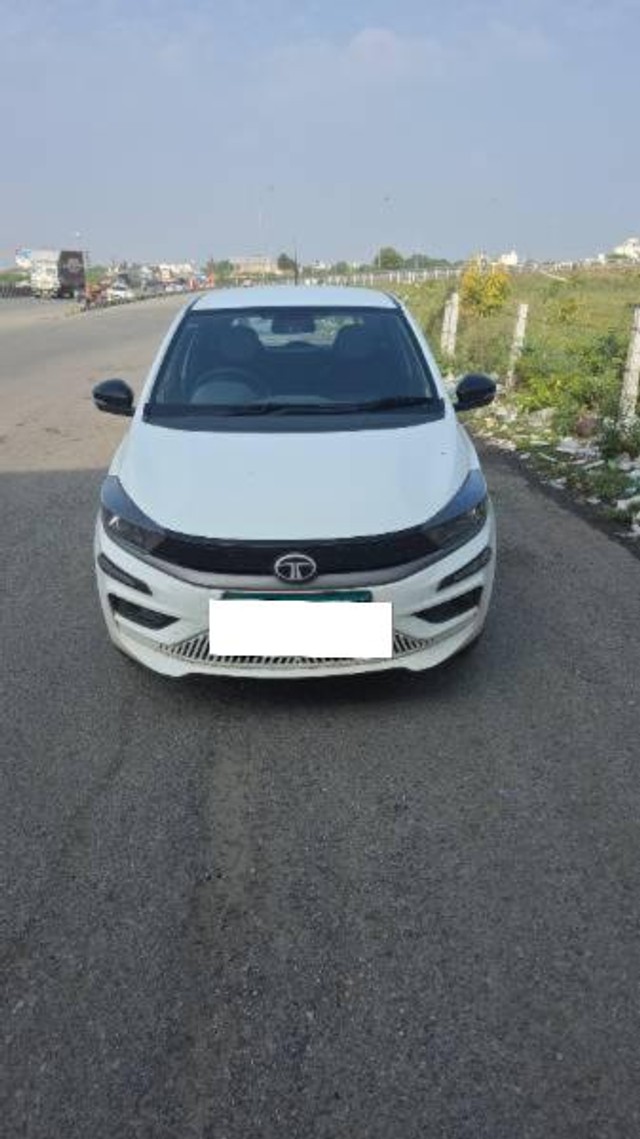 Second-hand 2025 Tata Tiago EV XE MR for sale in Beawar-0