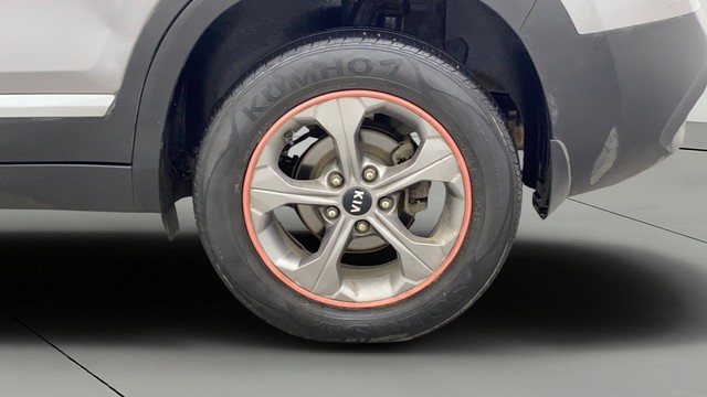 Second-hand 2019 Kia Seltos HTK Plus D for sale in Coimbatore-27