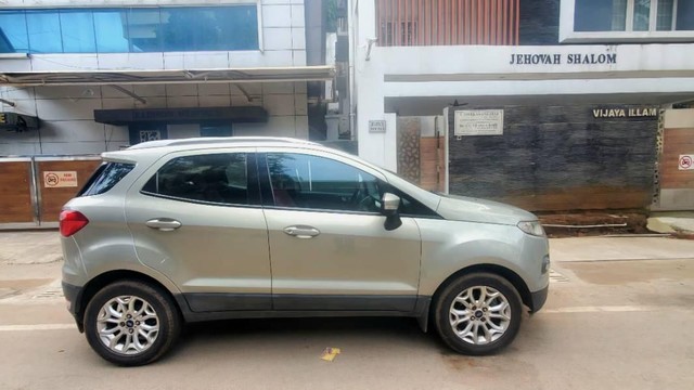 Second-hand 2015 Ford Ecosport 1.5 Ti VCT AT Titanium for sale in Chennai-2
