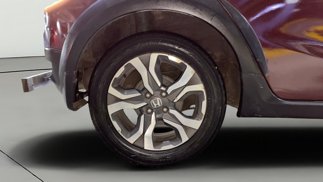 Second-hand 2018 Honda WR-V i-DTEC S for sale in Kolkata-24