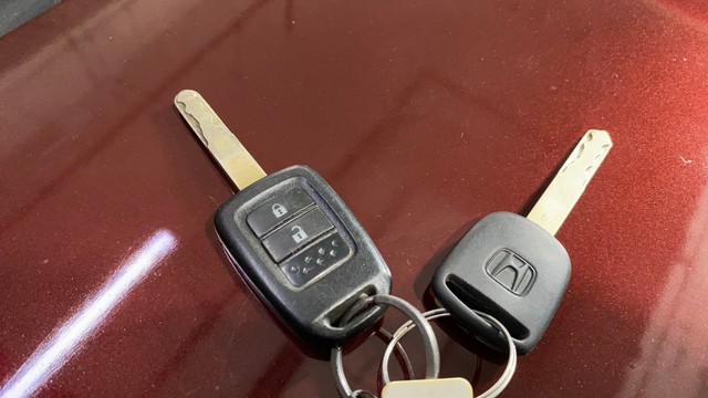 Second-hand 2018 Honda WR-V i-DTEC S for sale in Kolkata-21