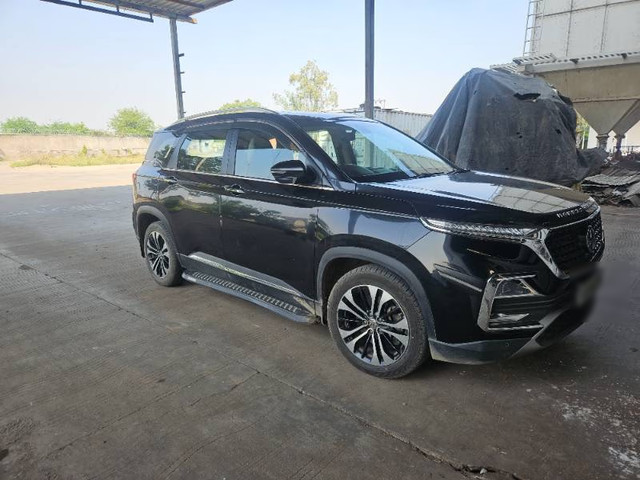 Second-hand 2021 MG Hector Sharp Diesel MT for sale in Ahmedabad-4