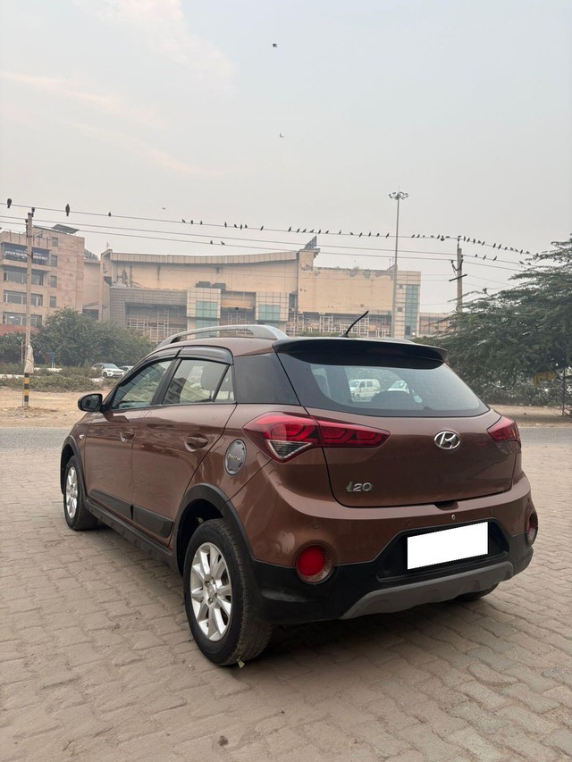 Second-hand 2016 Hyundai i20 Active 1.2 for sale in New Delhi-7