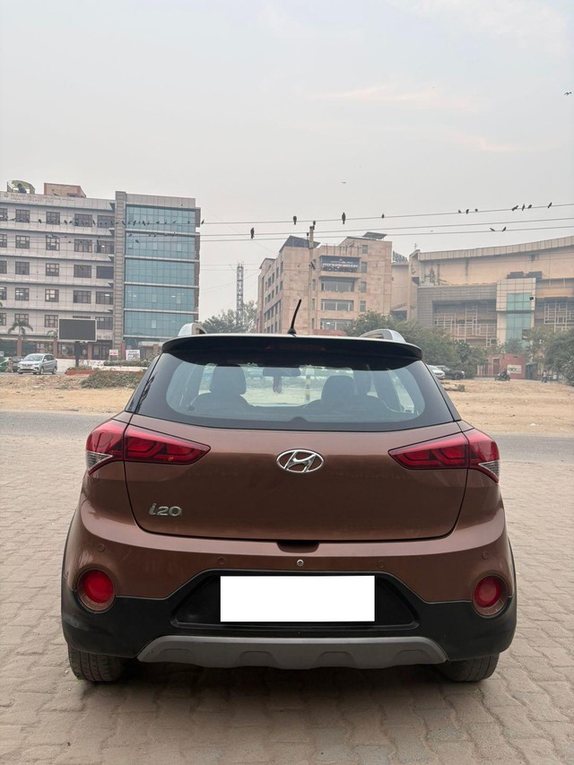 Second-hand 2016 Hyundai i20 Active 1.2 for sale in New Delhi-2