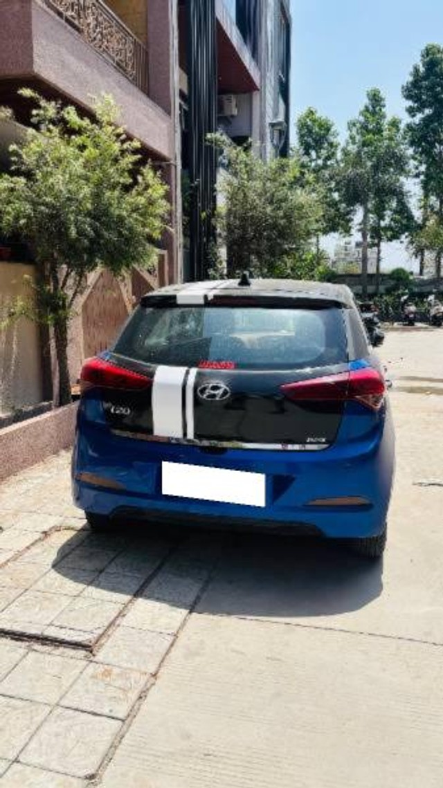 Second-hand 2016 Hyundai i20 Era 1.4 CRDi for sale in Satna-1