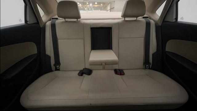 Second-hand 2016 Skoda Rapid 1.5 TDI AT Style Plus for sale in Hyderabad-33