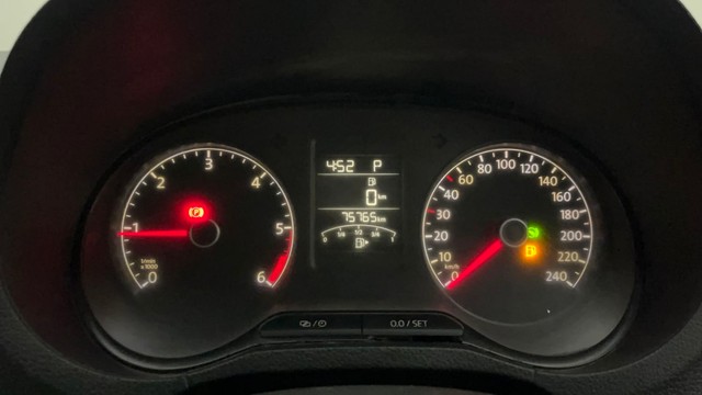 Second-hand 2016 Skoda Rapid 1.5 TDI AT Style Plus for sale in Hyderabad-13