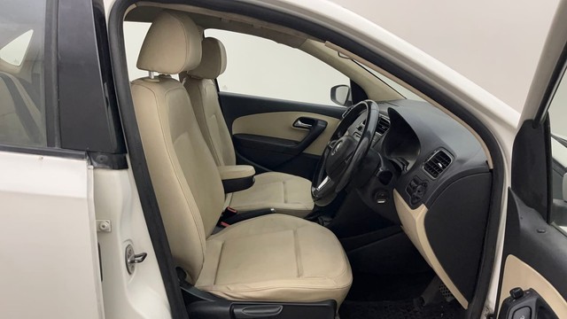 Second-hand 2016 Skoda Rapid 1.5 TDI AT Style Plus for sale in Hyderabad-15