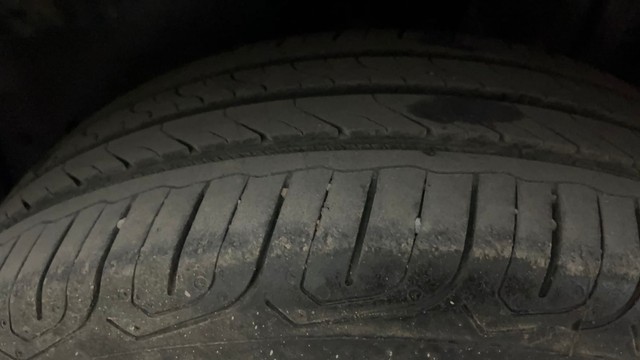 Second-hand 2016 Skoda Rapid 1.5 TDI AT Style Plus for sale in Hyderabad-26