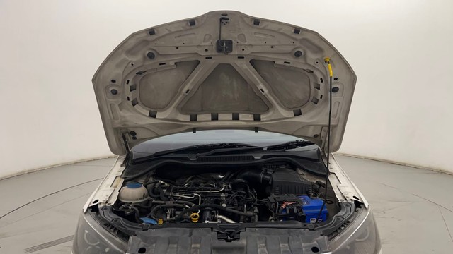 Second-hand 2016 Skoda Rapid 1.5 TDI AT Style Plus for sale in Hyderabad-8