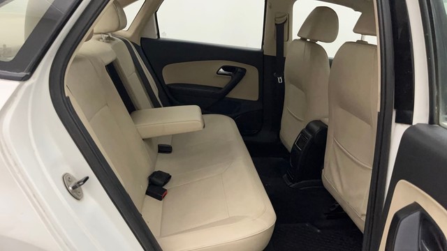 Second-hand 2016 Skoda Rapid 1.5 TDI AT Style Plus for sale in Hyderabad-24