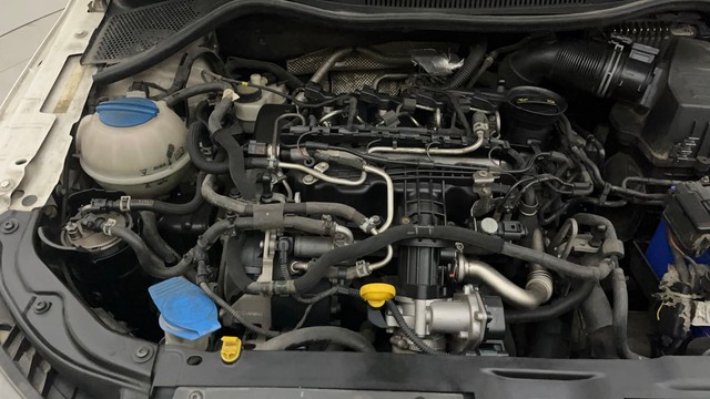 Second-hand 2016 Skoda Rapid 1.5 TDI AT Style Plus for sale in Hyderabad-38