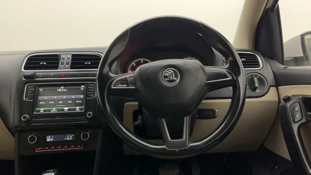 Second-hand 2016 Skoda Rapid 1.5 TDI AT Style Plus for sale in Hyderabad-35