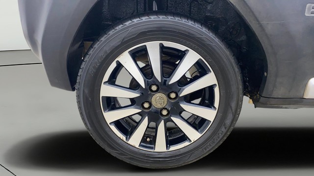 Second-hand 2014 Toyota Etios Cross 1.4L VD for sale in Gulbarga-24