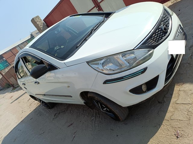 Second-hand 2017 Tata Zest Revotron 1.2T XE for sale in Hathras-2