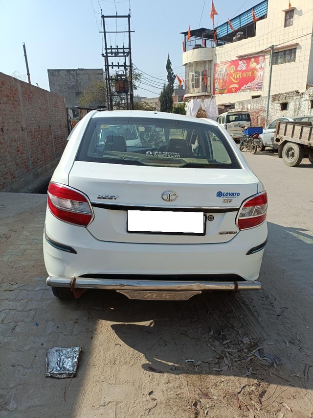 Second-hand 2017 Tata Zest Revotron 1.2T XE for sale in Hathras-1