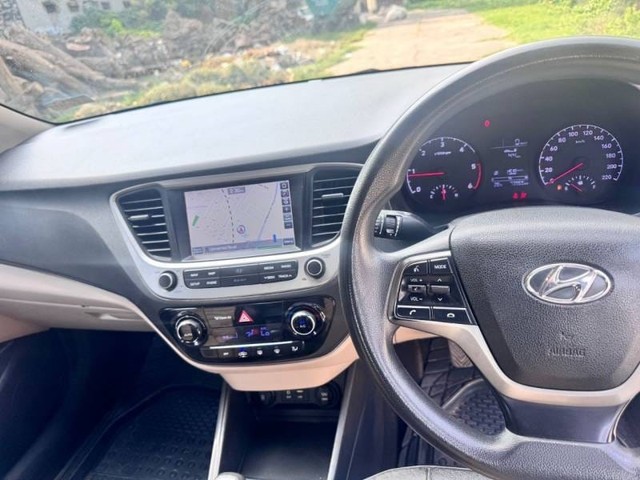 Second-hand 2018 Hyundai Verna CRDi 1.6 SX for sale in Kanpur-8
