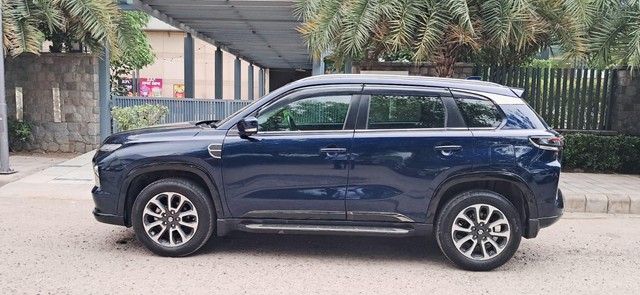 Second-hand 2023 Maruti Grand Vitara Alpha Plus Hybrid CVT BSVI for sale in New Delhi-3