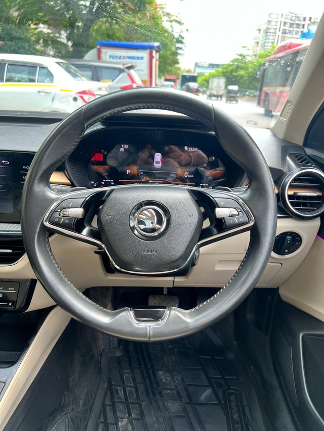Second-hand 2022 Skoda Slavia 1.0 TSI Style AT BSVI for sale in Mumbai-13