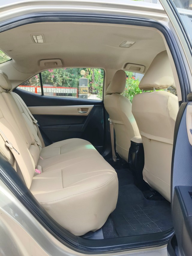 Toyota Corolla Altis VL AT Second-hand 2016 Toyota Corolla Altis VL AT for sale in Mumbai-11