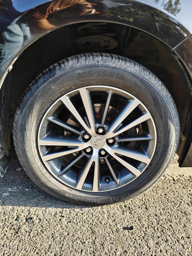 Second-hand 2019 Toyota Corolla Altis 1.8 VL CVT for sale in Mumbai-6