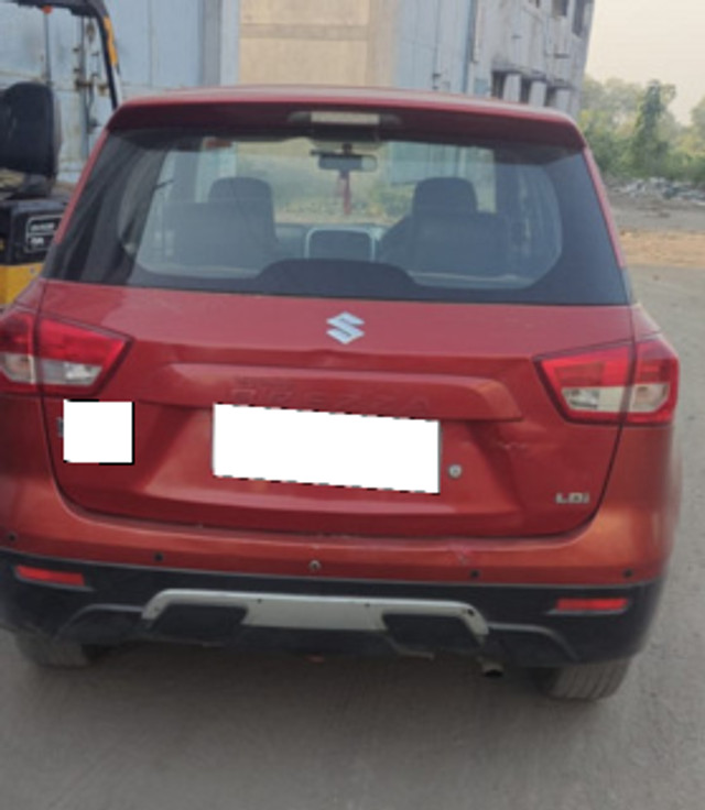 Second-hand 2017 Maruti Vitara Brezza LDi Option for sale in Ahmedabad-2